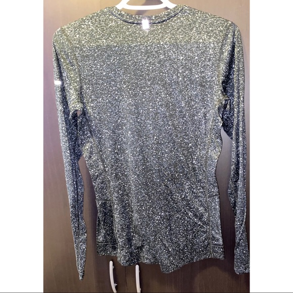 Nike Dry Fit Long Sleeve - Picture 2 of 4